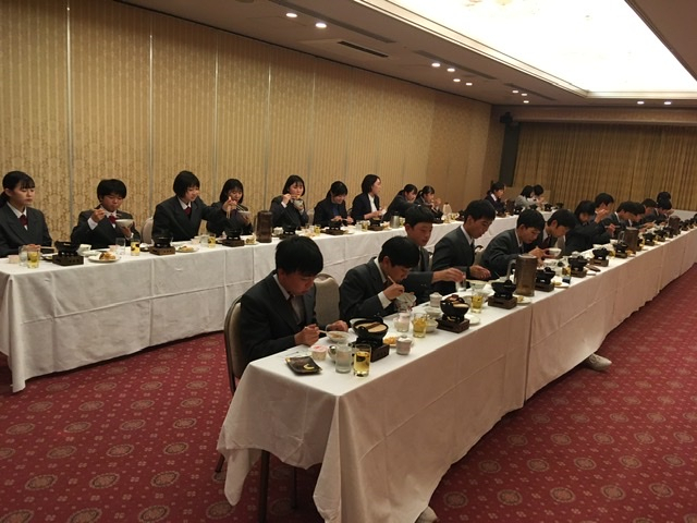 31f0faef066542bd9488f3b729e7f541