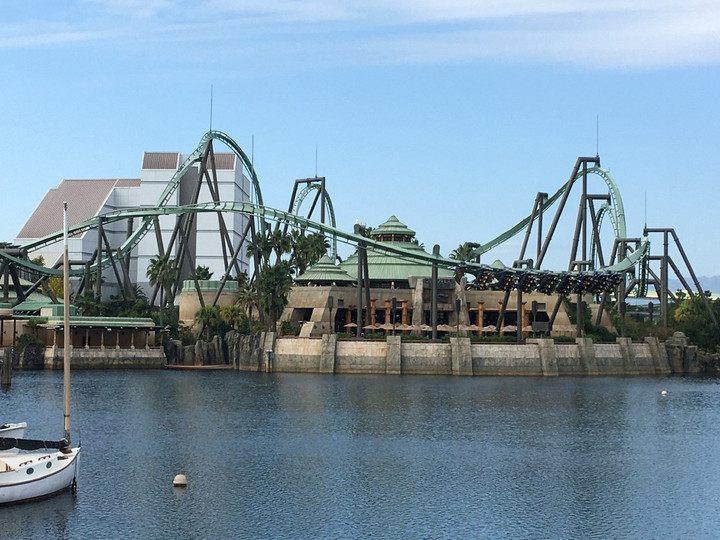 7782cc78f3d744fabb352f9f50dd9c91